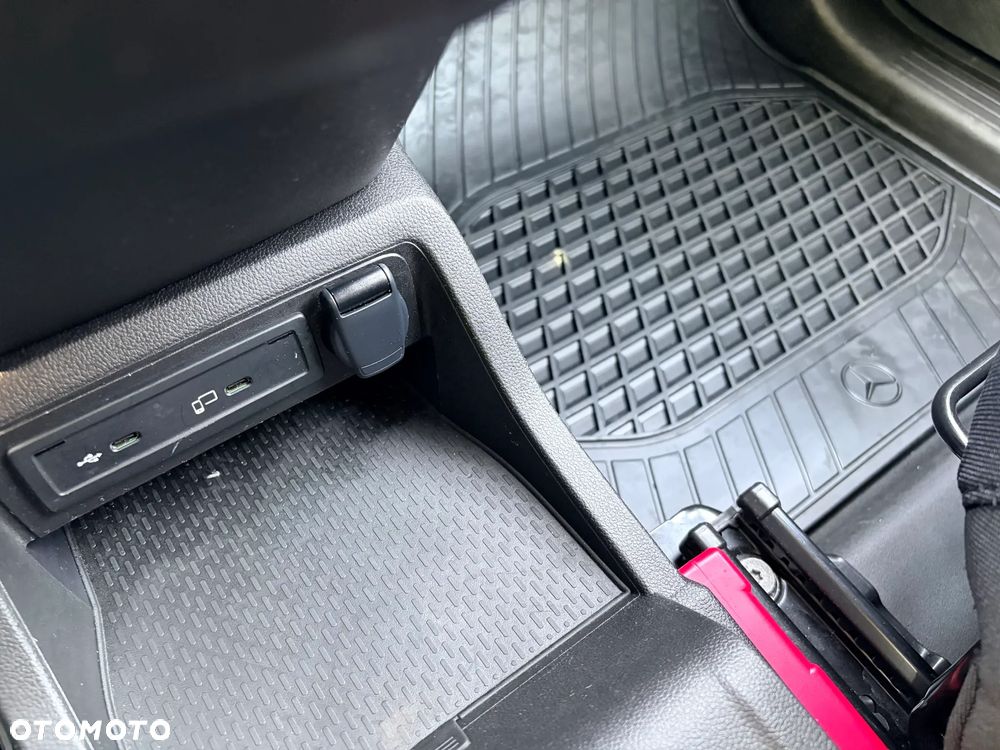 Mercedes-Benz CITAN - 19