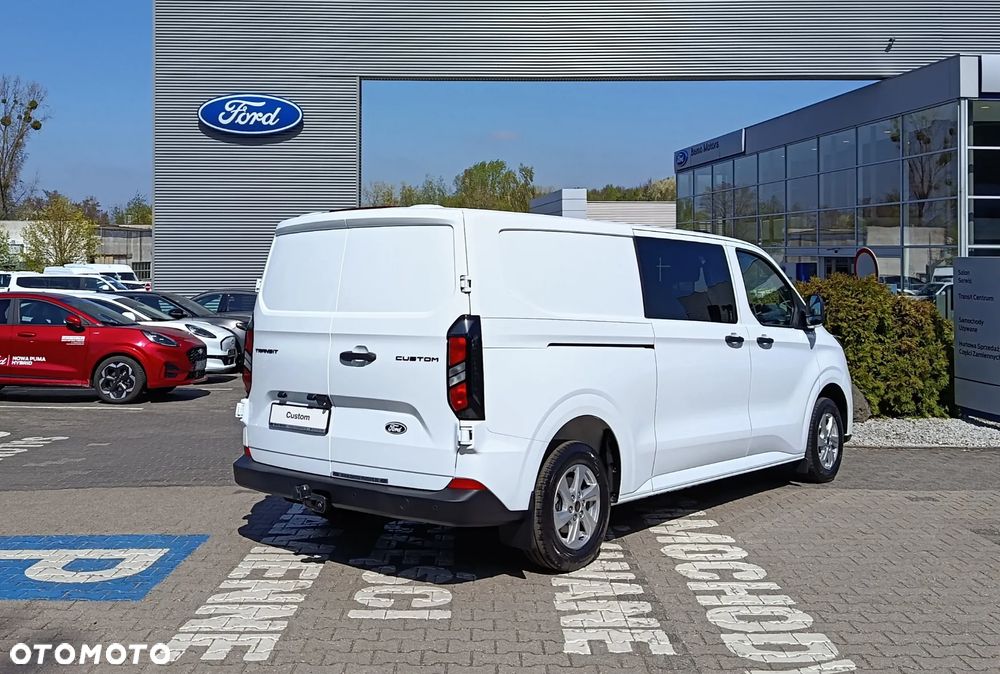 Ford Custom Brygadowy 6-cio miejscowy 320L2 - 9