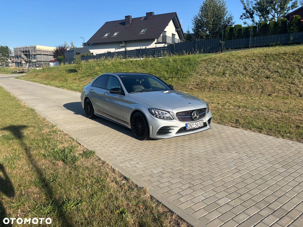 Mercedes-Benz Klasa C 300 9G-TRONIC - 6