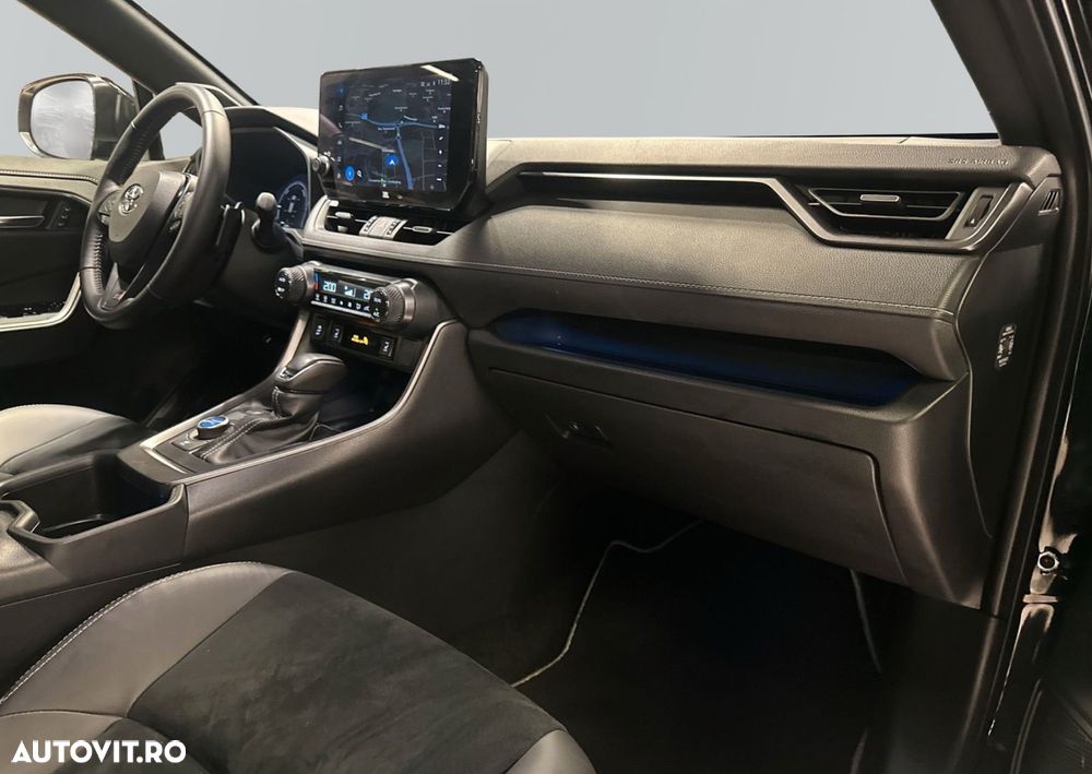 Toyota RAV4 2.5 4x4 Hybrid GR SPORT - 3