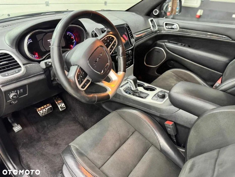 Jeep Grand Cherokee - 5