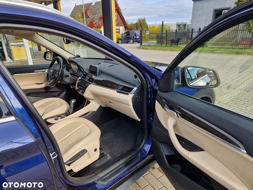 BMW X1 xDrive20d - 10