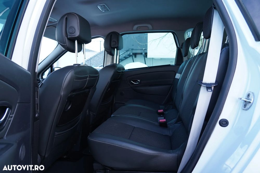 Renault Scenic - 13