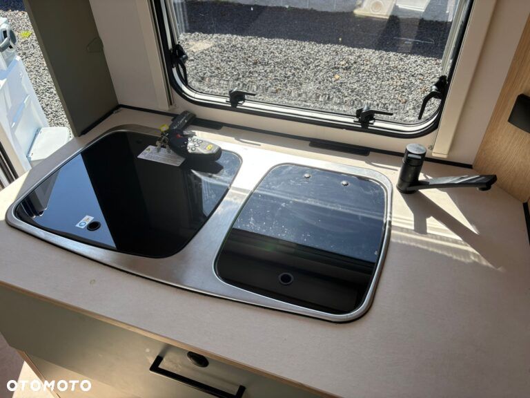 LMC Uni-Caravan T E C - 12