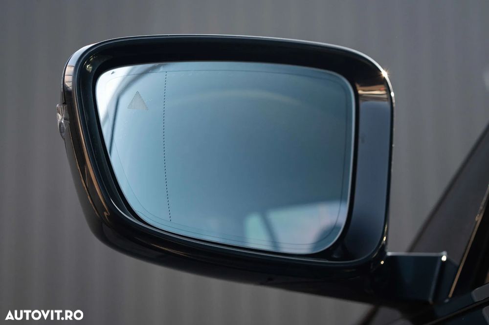 BMW Seria 3 318d AT MHEV - 30