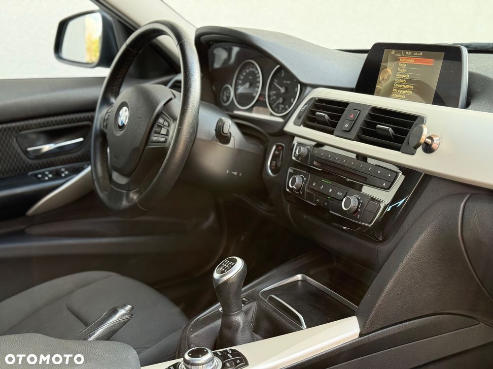 BMW Seria 3 316d - 27