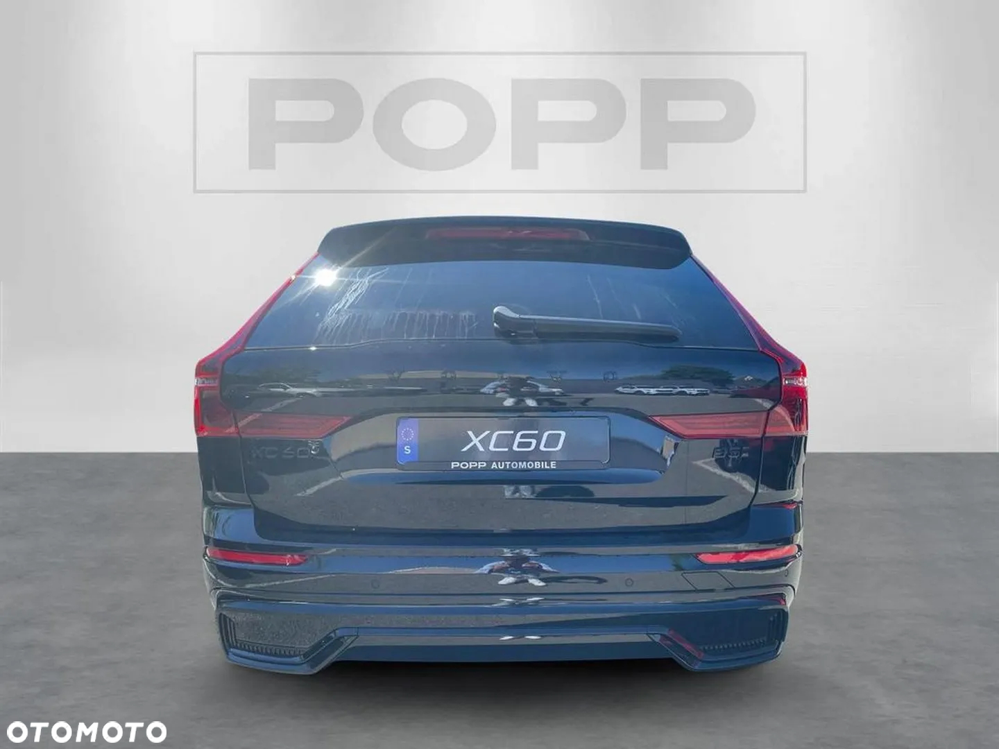 Volvo XC 60 B5 B AWD Ultimate Black Edition - 4
