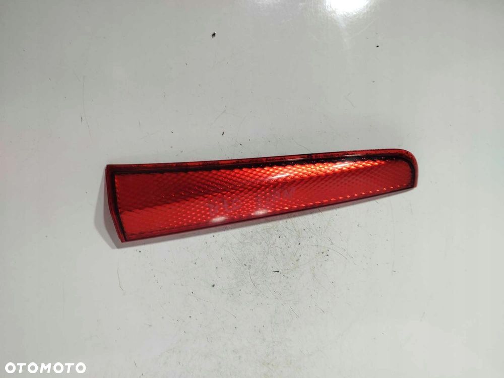 LAMPA LEWA TYŁ GÓRNA NISSAN NOTE E11 LIFT - 2