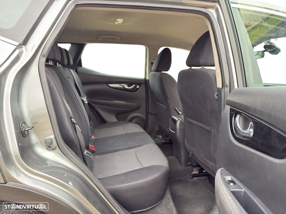 Nissan Qashqai 1.5 dCi Acenta - 16