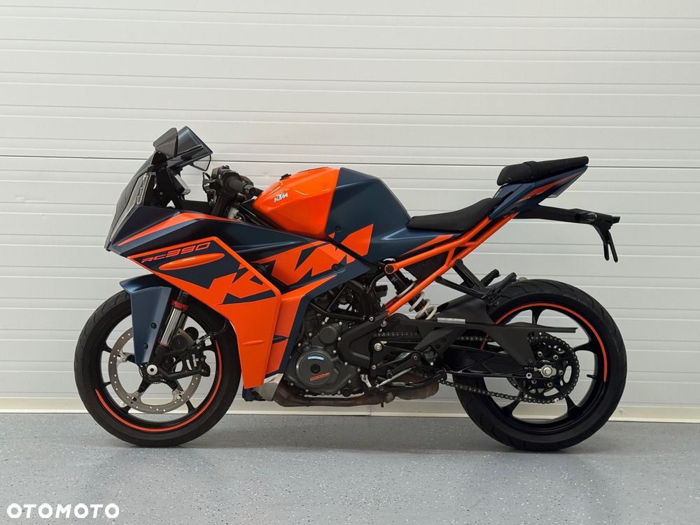KTM RC 390 - 12
