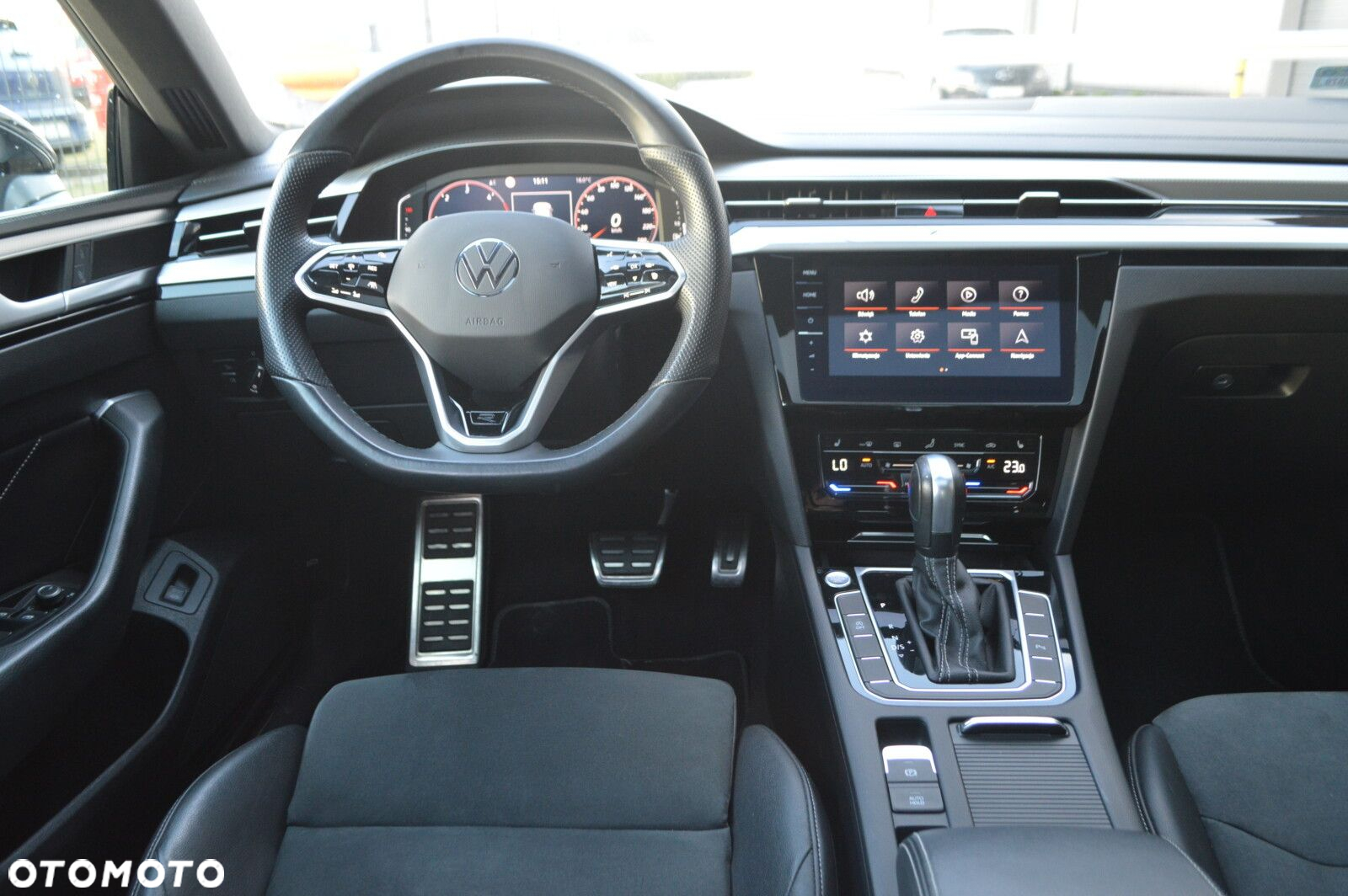 Volkswagen Arteon 2.0 TDI 4Motion R-Line DSG - 23