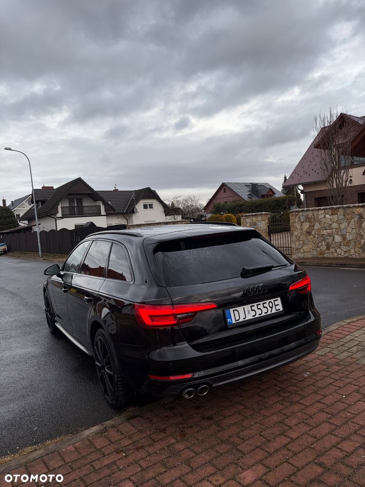 Audi A4 Avant 2.0 TDI S tronic - 23