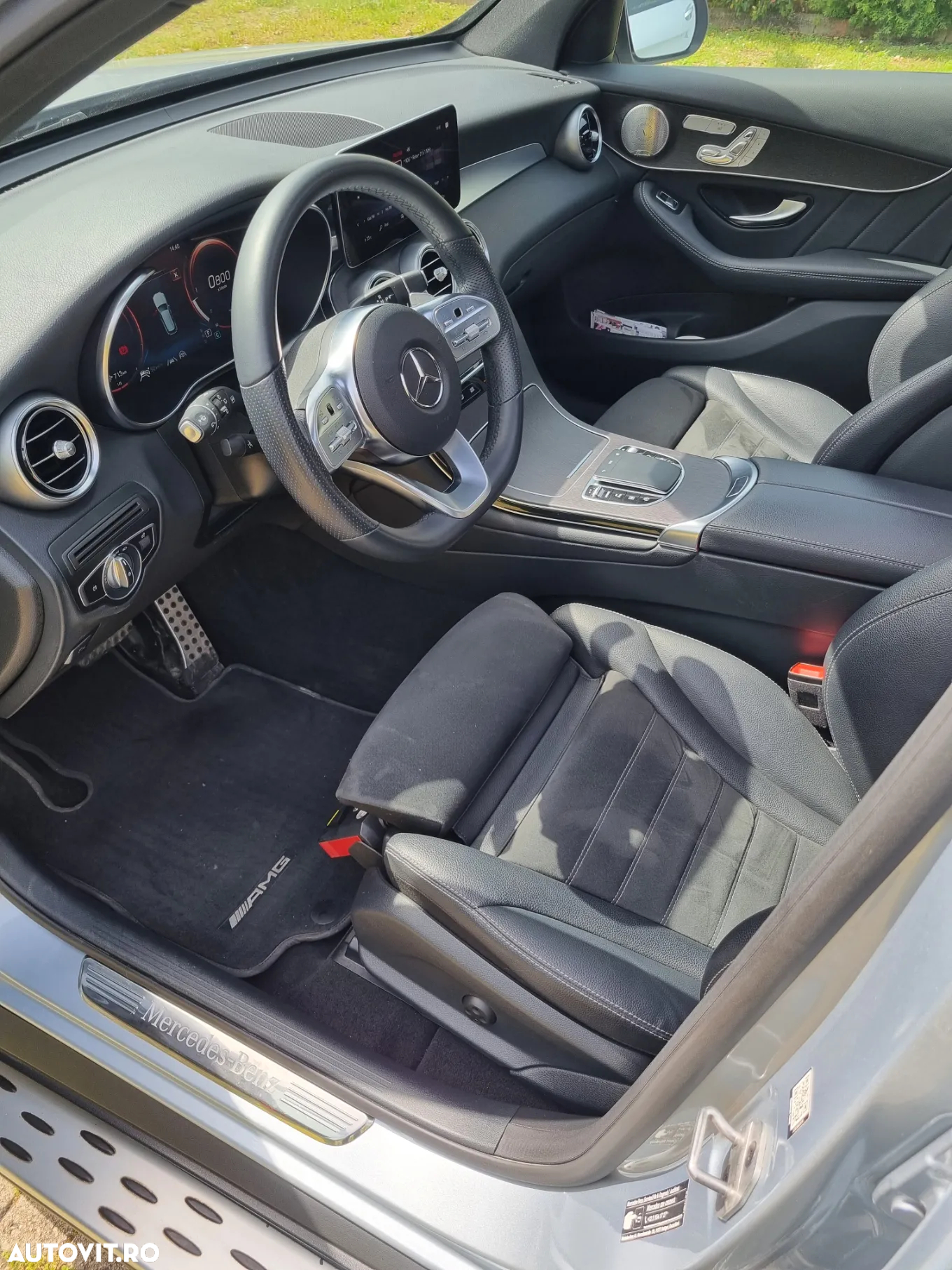 Mercedes-Benz GLC 220 d 4Matic 9G-TRONIC AMG Line - 12