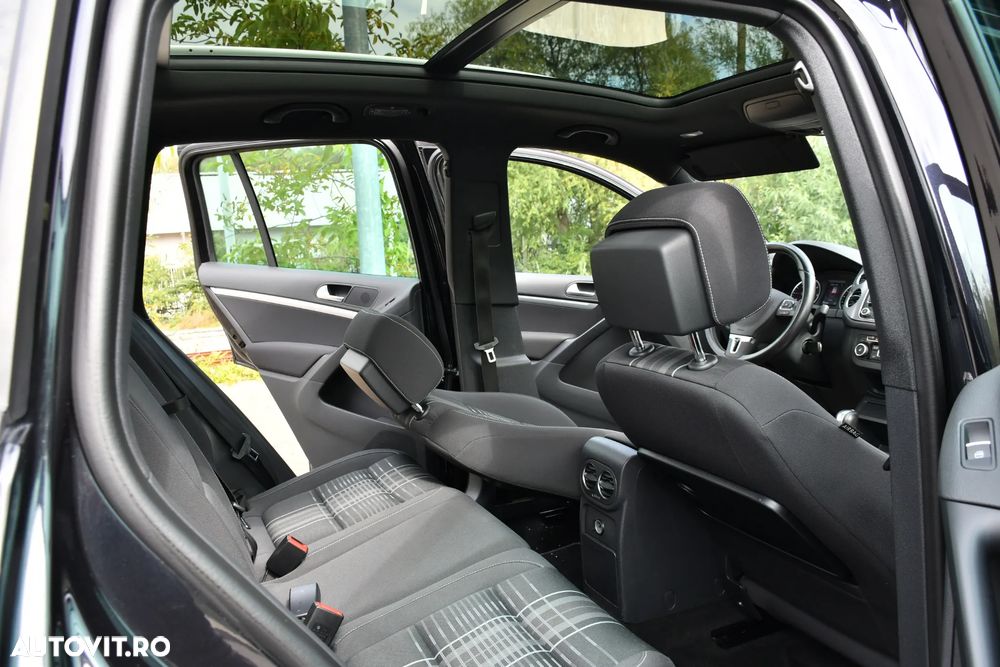 Volkswagen Tiguan 2.0 TDI DPF 4Motion BlueMotion Technology DSG Lounge Sport & Style - 26