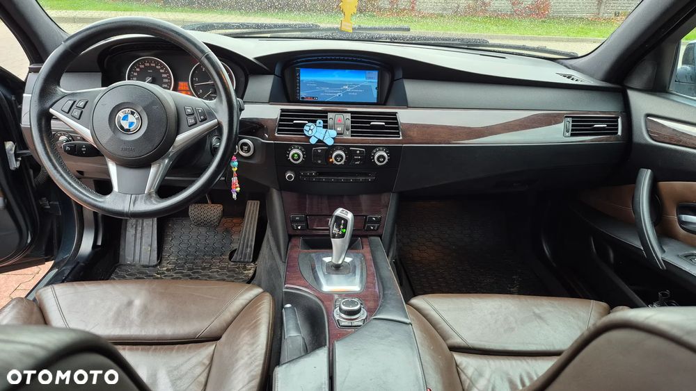 BMW Seria 5 - 18