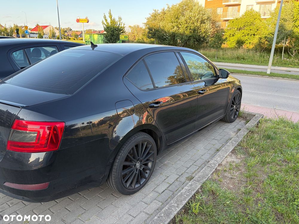 Skoda Octavia 1.8 TSI Elegance DSG - 5
