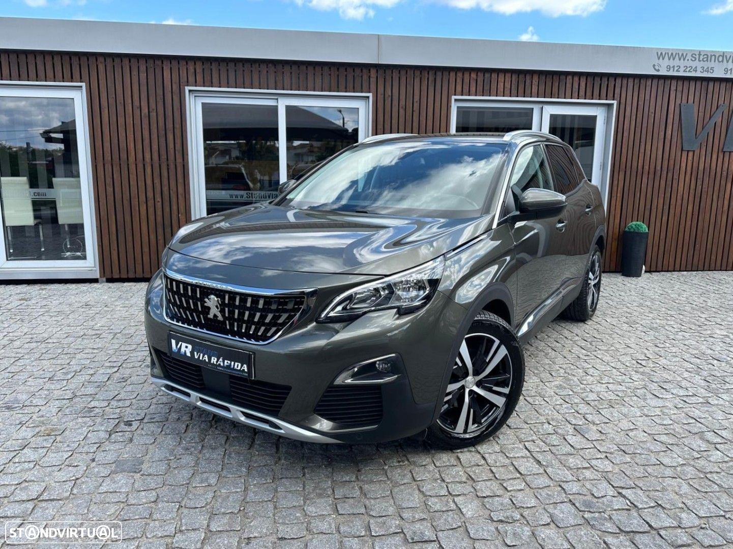 Peugeot 3008 1.5 BlueHDi Allure - 2