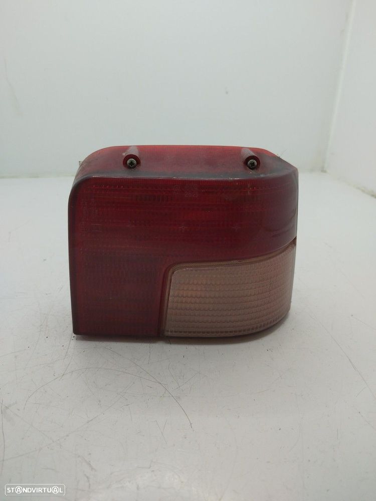 Farolim Stop Dto Peugeot 205 Ii (20A/C) - 1
