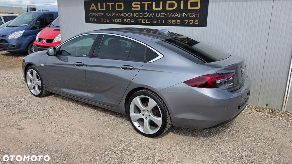 Opel Insignia - 37