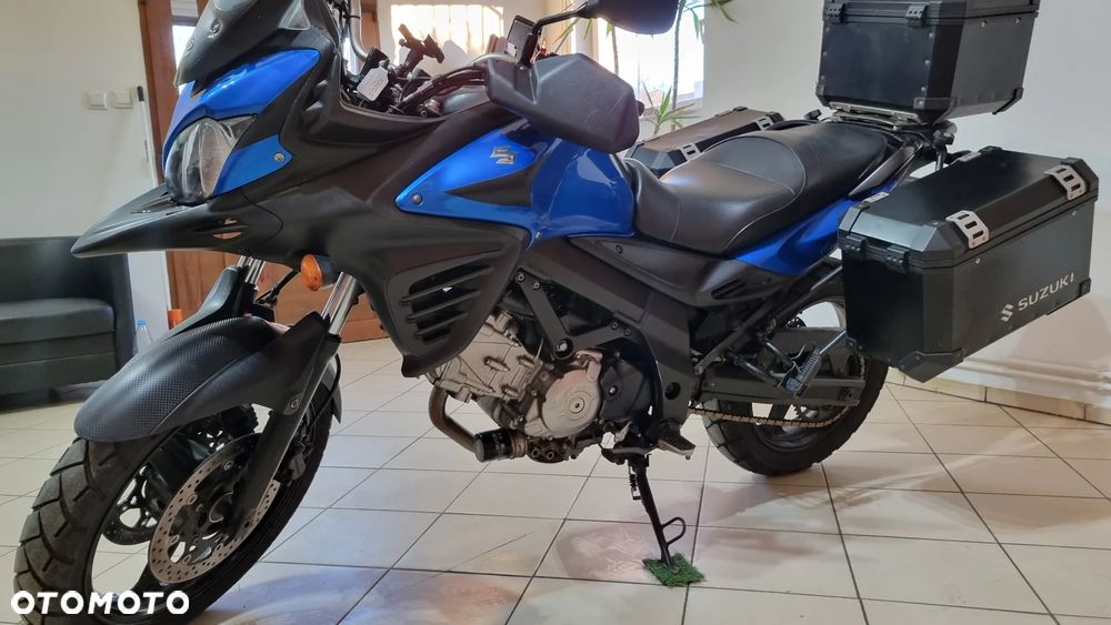 Suzuki V-STROM - 3