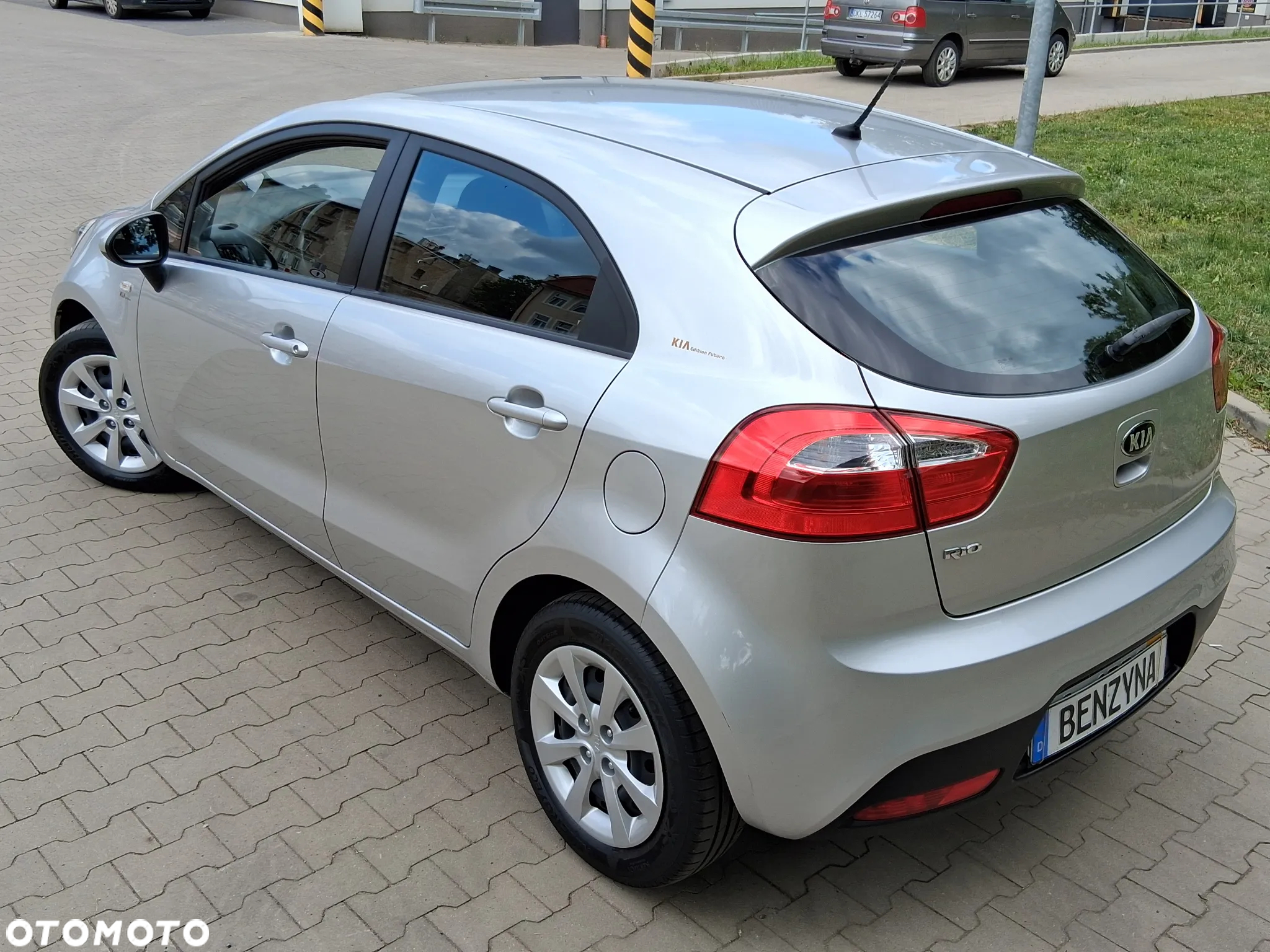 Kia Rio - 29
