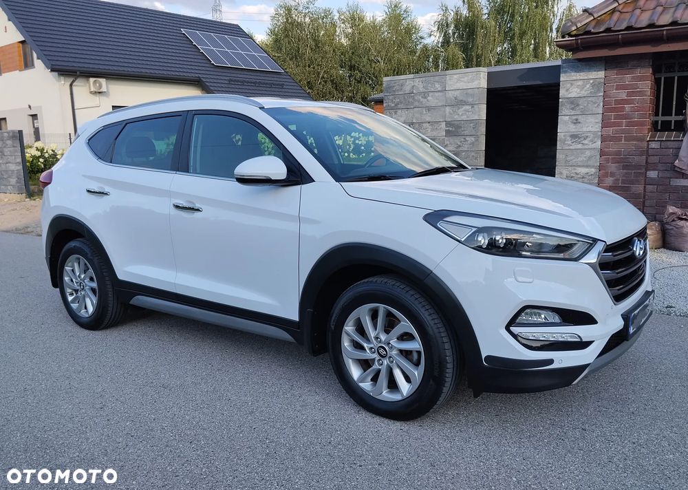 Hyundai Tucson - 2