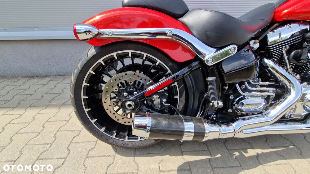 Harley-Davidson FXSB Breakout - 10