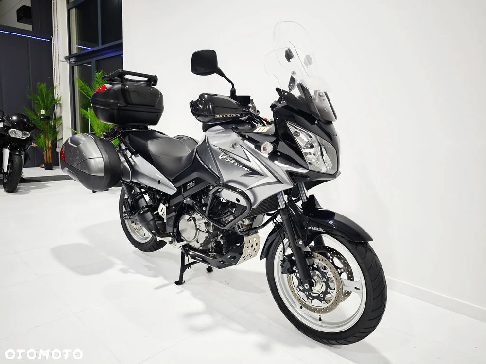 Suzuki V-STROM - 7