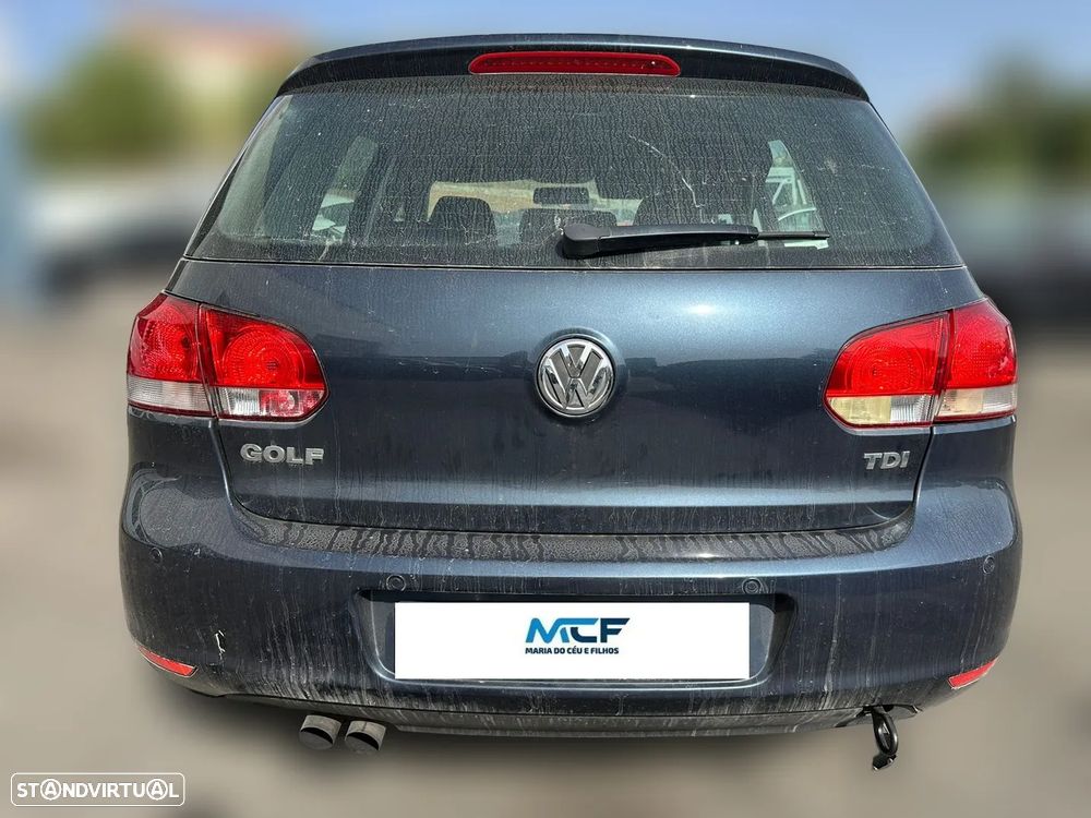 VW Golf VI 2.0 TDI Ref CLCA de 2008 para peças - 3