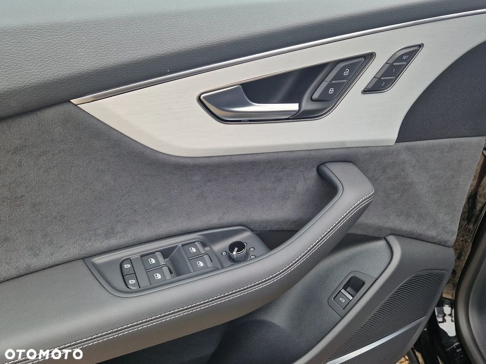 Audi Q8 50 TDI mHEV Quattro Black Edition Tiptronic - 24