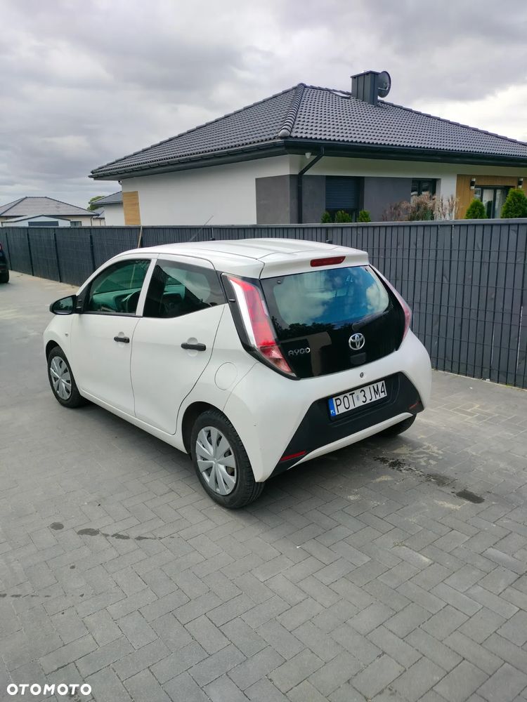 Toyota Aygo 1.0 VVT-i Sprint EU6 - 11