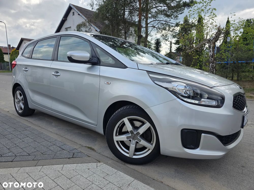Kia Carens 1.6 GDI Edition 7 - 16