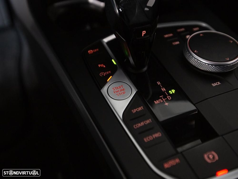 BMW 116 d Corporate Edition Auto - 32