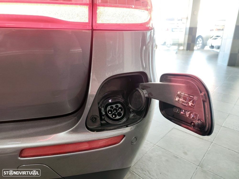 Mercedes-Benz E 300 de AMG Line - 11