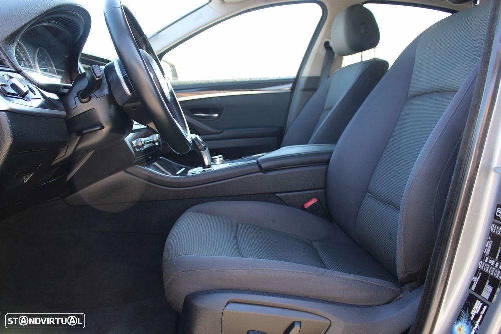 BMW 520 d Auto - 34