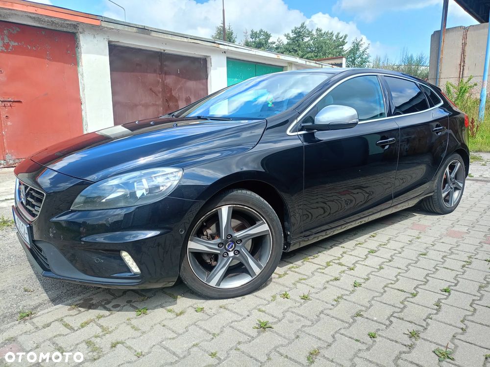 Volvo V40 D2 R-Design - 2
