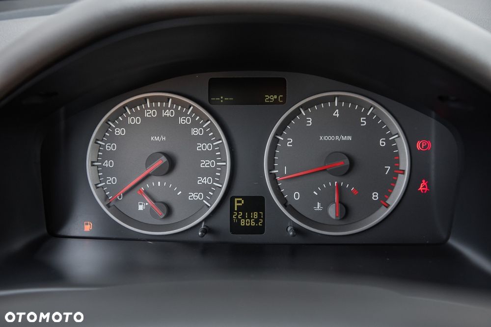 Volvo V50 T5 Kinetic - 19