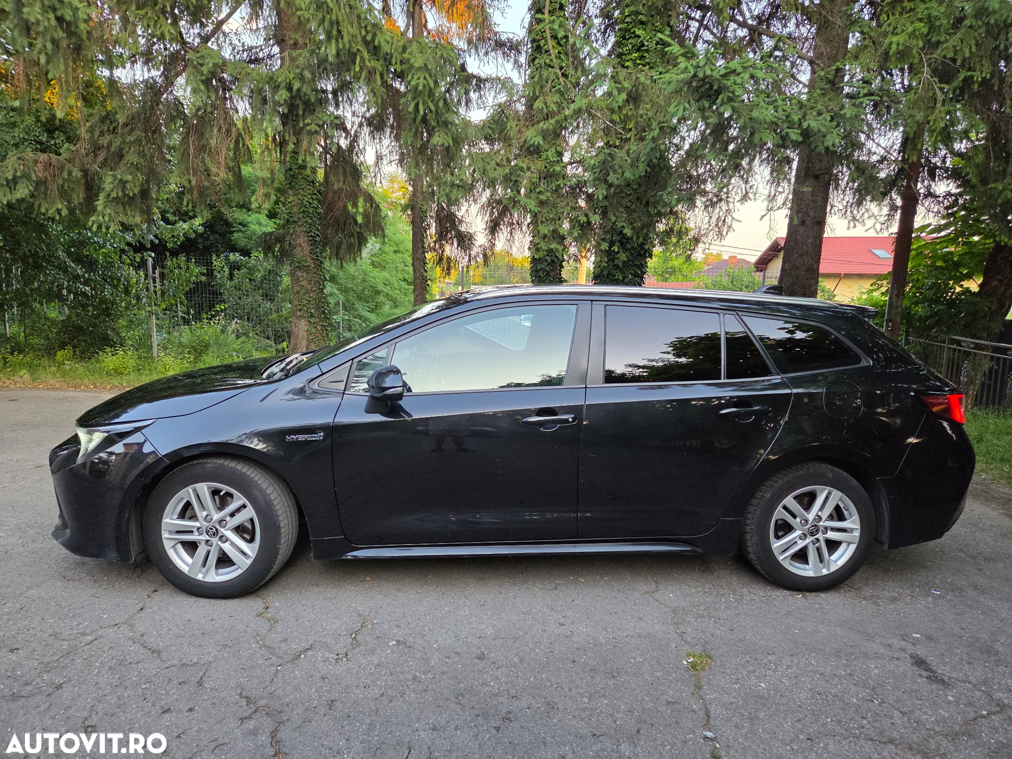 Toyota Corolla 1.8 HSD Business - 3