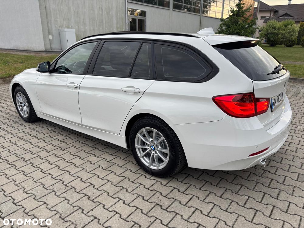 BMW Seria 3 318d Blue Performance Sport Line - 24