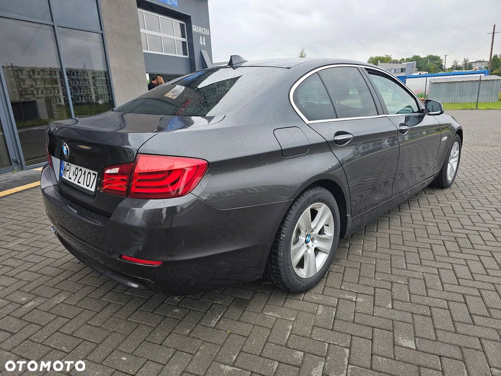 BMW Seria 5 520d Luxury Line - 21