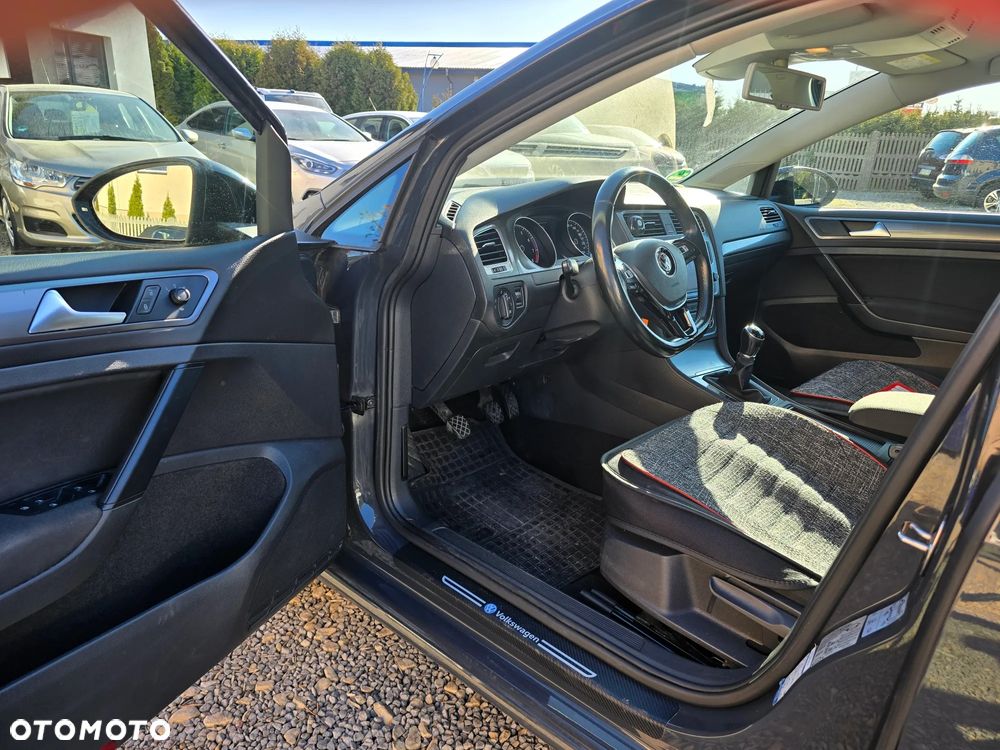 Volkswagen Golf 1.2 TSI BMT Comfortline - 31