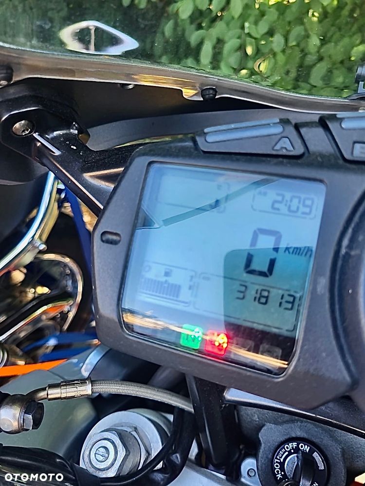 Ducati Multistrada - 12
