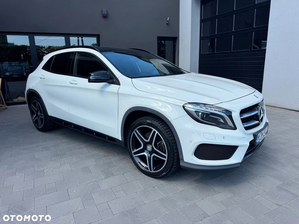 Mercedes-Benz GLA 250 4-Matic - 5