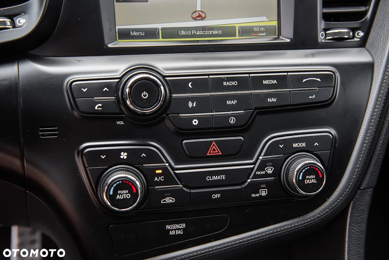 Kia Optima - 27