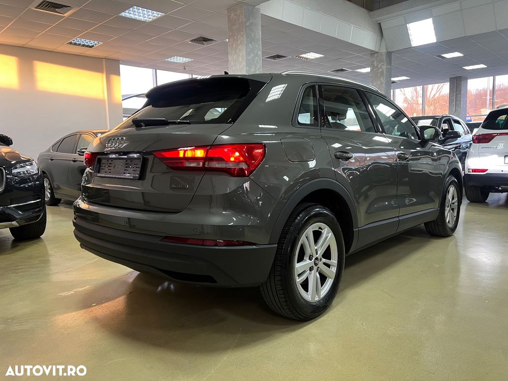 Audi Q3 2.0 TDI Quattro S tronic sport - 10