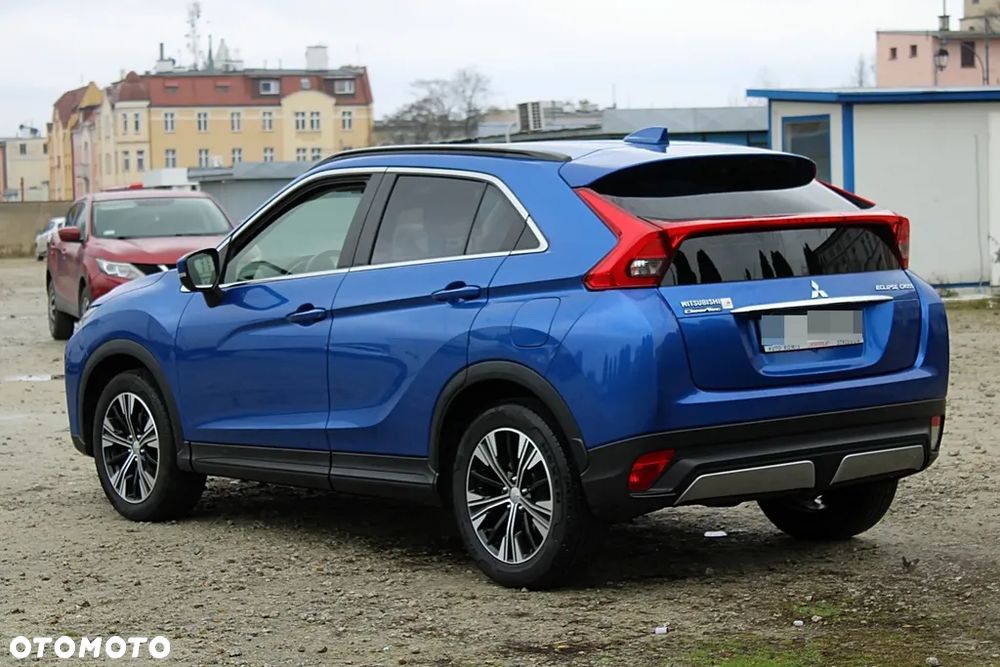 Mitsubishi Eclipse Cross - 8