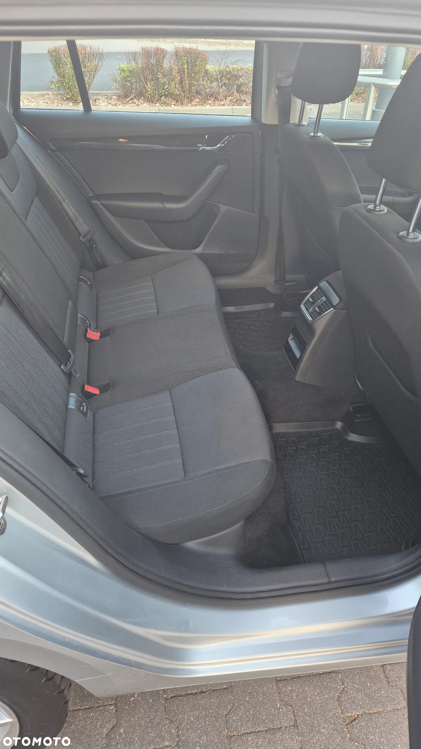 Skoda Octavia 2.0 TDI Style DSG - 8