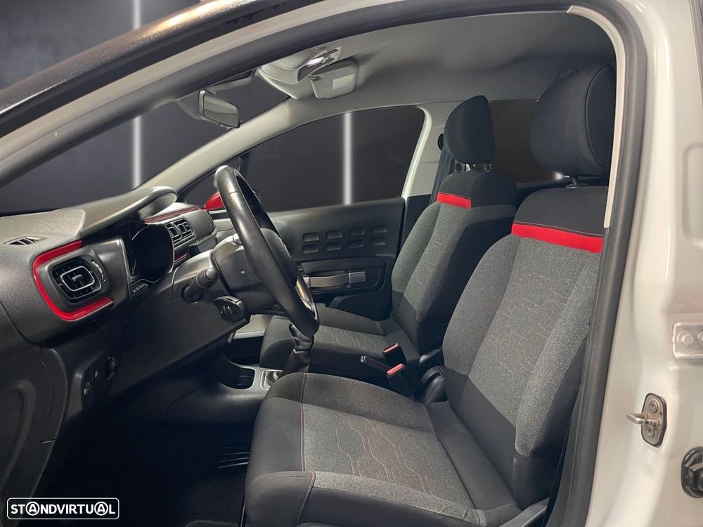 Citroën C3 1.2 PureTech Shine - 25