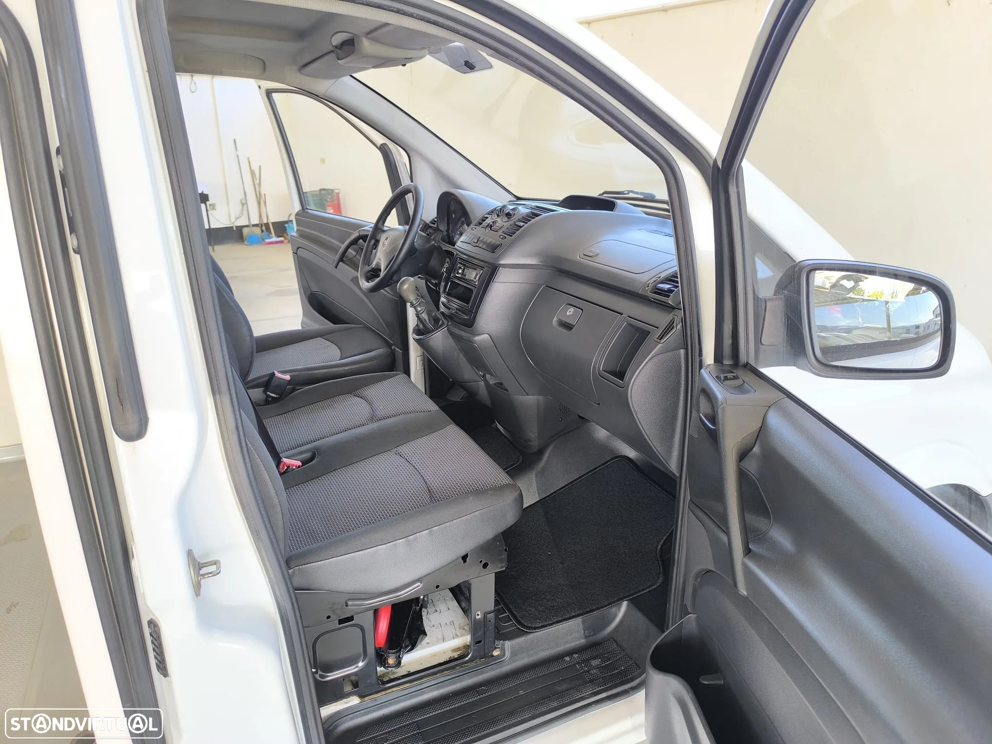 Mercedes-Benz Vito 113 CDI c/Caixa Frigorifica - 13
