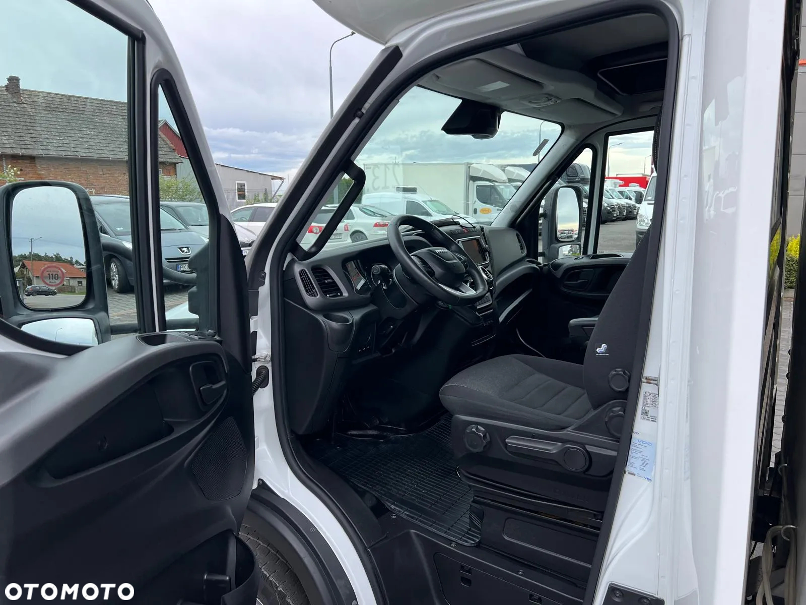 Iveco DAILY 72C18 70C18 HI-MATIC EURO 6E FIRANKA+SUWANY DACH+WINDA 1000 kg - 18